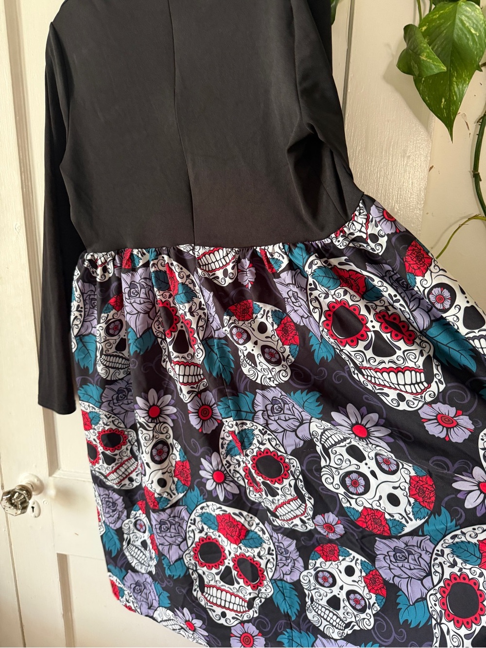 Black Long-Sleeve Dress with Colorful Sugar Skull Skirt size 2XL - Picture 8 of 9